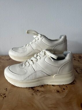 $98 NWOB New Tread by Everlane The Trainer Sustainable Leather Sneakers 6